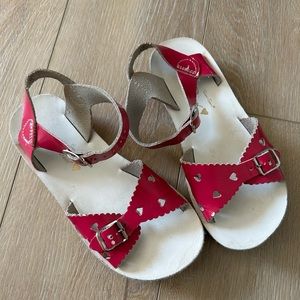 Saltwater Sweetheart Sandals